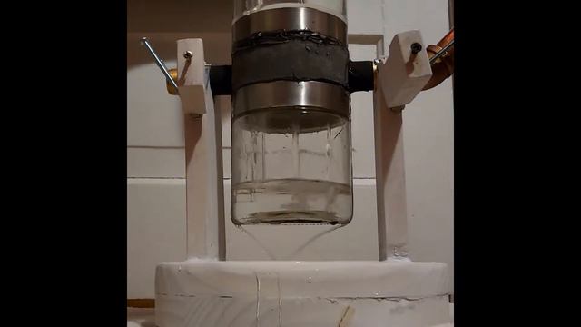 DIY 2-Way Gravity Bong смотреть онлайн
