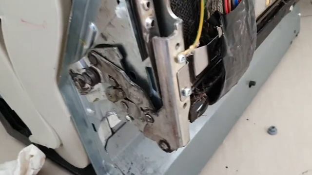 How to repair a Smeg dishwasher door - Replace the hinge mechanism (Italian with EN subtitles) смотреть онлайн