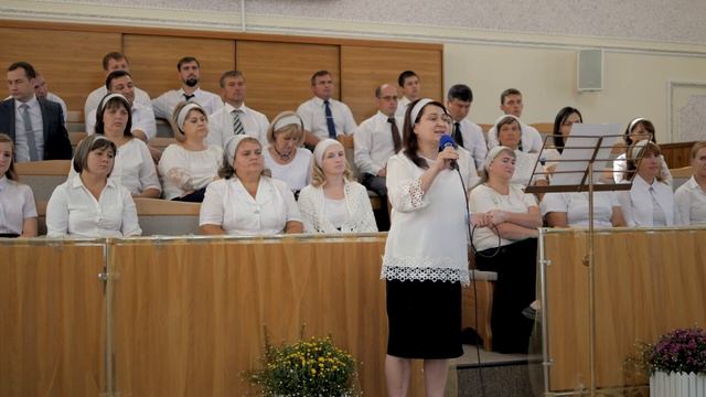 Утро в лучи одевается | Боже, спасибо, за то, что живу | Екатерина Смотрина смотреть онлайн