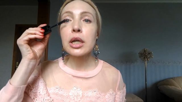 Измененный вариант. Макияж в стиле показов Dolce&Gabbana с тенями "Марокканские дюны". смотреть онлайн