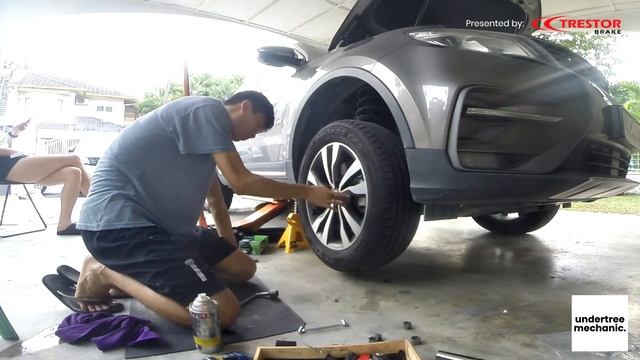 Replacing Brake Pads on a Proton X70 Feat Trestor Metallic Plus смотреть онлайн