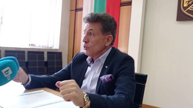 Тодор Попов за акцията в Община Пазарджик смотреть онлайн