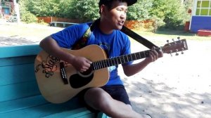 Бурят классно поет на гитаре!