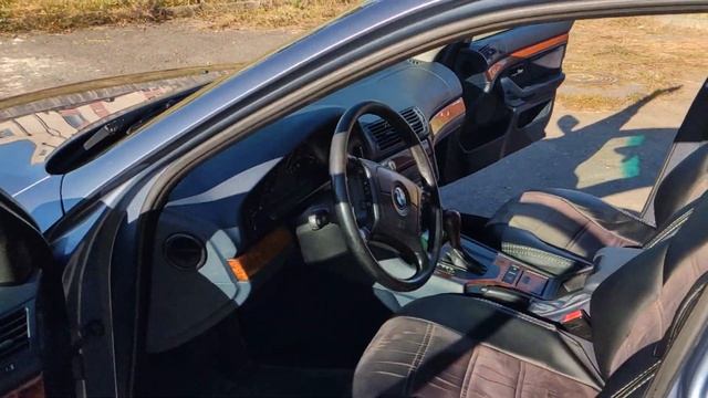 BMW (E39) универсал смотреть онлайн