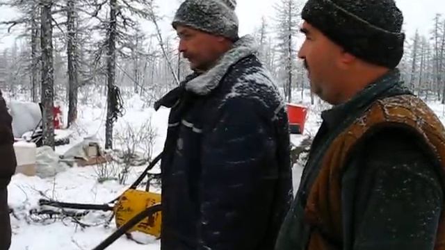 Геомаш: Пневмоударное бурение на ББУ 000 Опенок смотреть онлайн