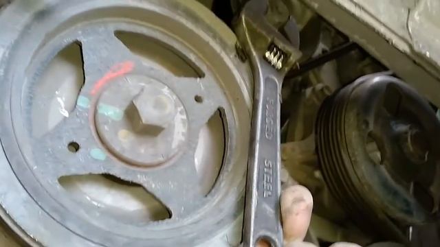 Cómo cambiar banda de accesorios del Nissan Tiida (motor 1.8L con A/C) Parte 1 смотреть онлайн