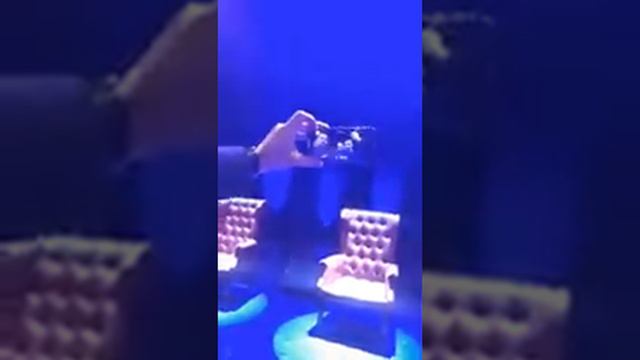 Сергей Матвиенко,Арсений Попов,Антон Шастун,Дмитрий Позов и Стас Шеминов в Санкт-Петербурге 15.12.1 смотреть онлайн