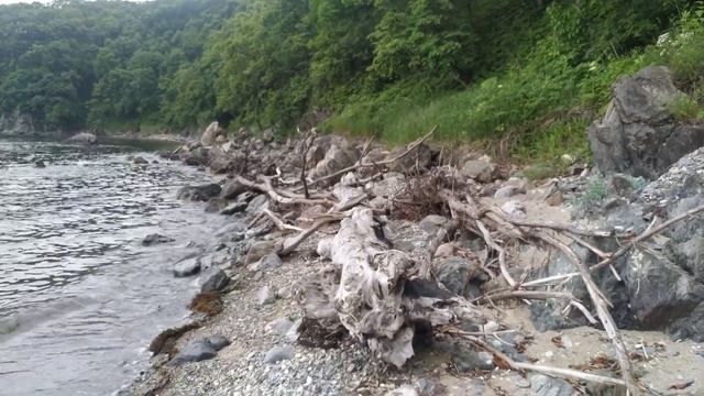 Правая часть пляжа детства за выступом смотреть онлайн