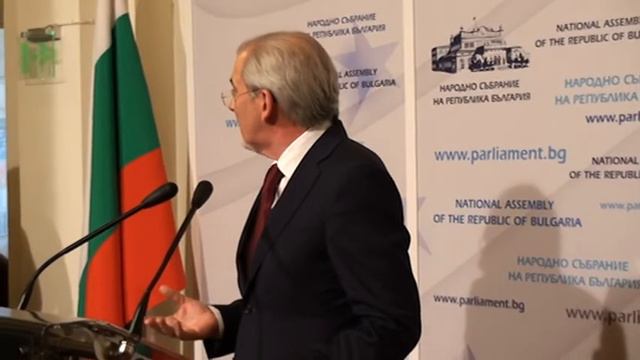 Брифинг на Лютви Местан- 22 януари 2014 г. смотреть онлайн