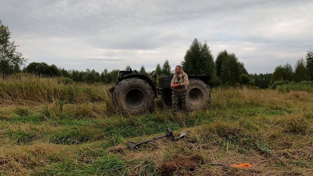 Мегаотвал от плуга/ Металло разведка/ Дальше будем углубляться в лес/ Earnings in Russia. #36 смотреть онлайн