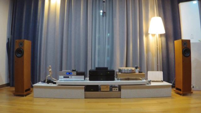 Diana Krall - Temptaion ...... (Stream'g) смотреть онлайн