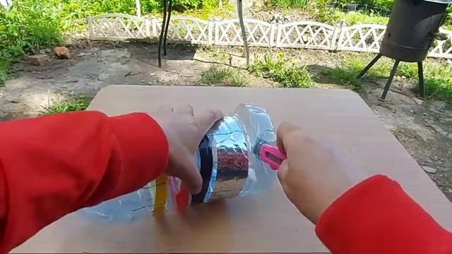 Ветряк из пятилитровой пластиковой бутылки своими руками. Отпугиватель кротов и птиц. смотреть онлайн