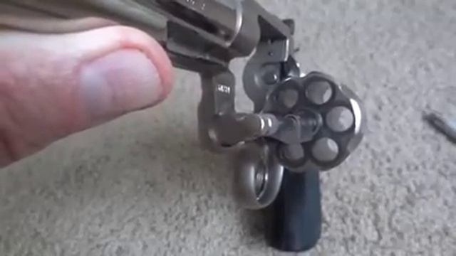 Colt Python смотреть онлайн