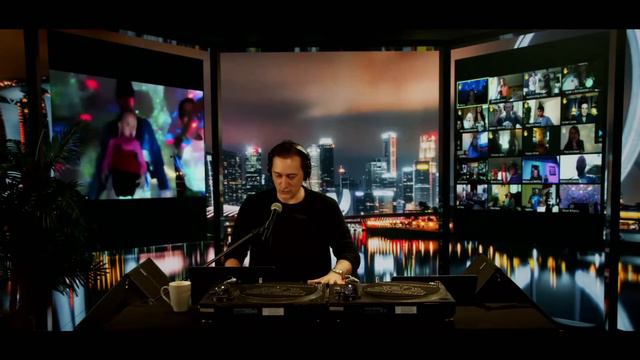 Paul Van Dyk's Sunday Sessions #44