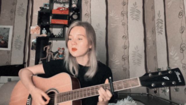 ДРУЖУ Я С ТЕМ МОНСТРОМ, ЧТО СПРЯТАН ВО МНЕ (mira cover) + АККОРДЫ смотреть онлайн
