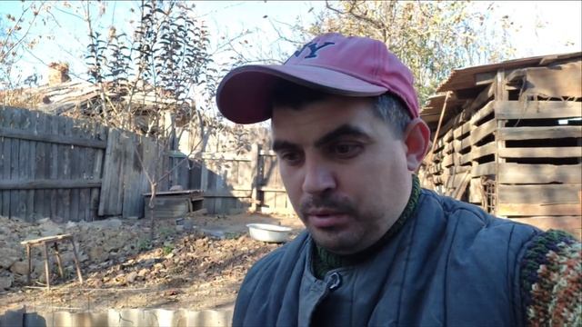 канализация в Свинарнике. переделал,а то может перемерзнуть смотреть онлайн