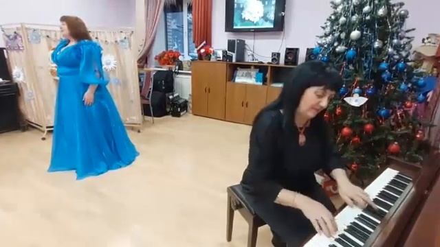 "Кто верит в сказку" стихи Д. Илясова, муз. СЛАВИИ. смотреть онлайн