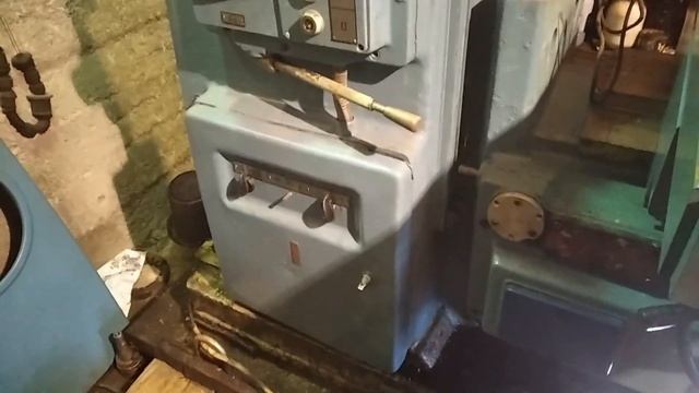6р82ш. Головки,рукоятки,проводка,пуск подач. смотреть онлайн