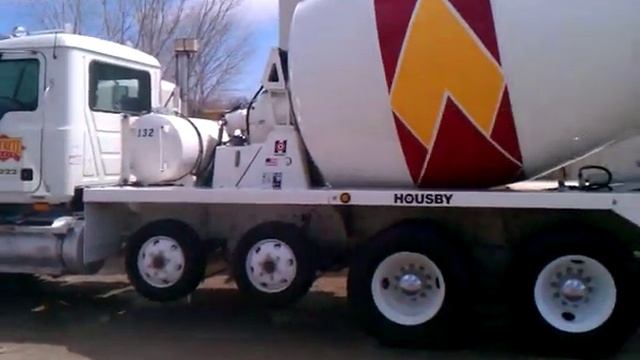 Mack 2010 11 yard mixer смотреть онлайн