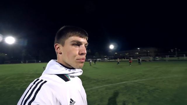 5 ВРАТАРЕЙ НА ВОРОТАХ ОДНОВРЕМЕННО смотреть онлайн