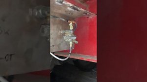 Ленивец на прицеп  Подключение кранов!