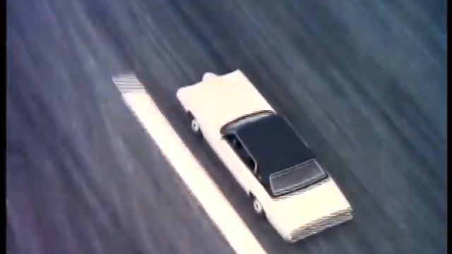Pan Am's 747 + Ford Thunderbird 1970 Commercial смотреть онлайн