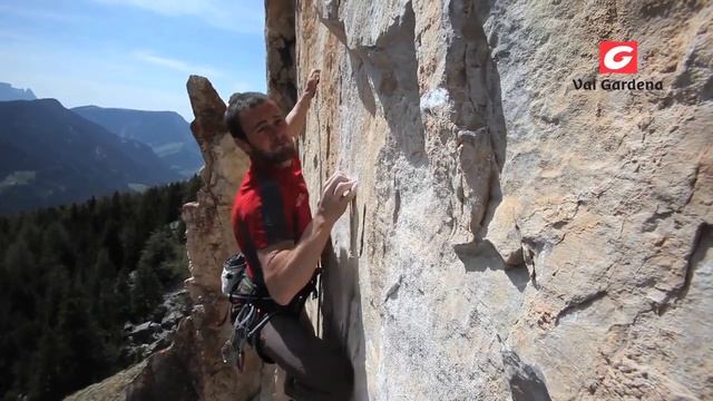 Climbing in Val Gardena - Dolomites смотреть онлайн