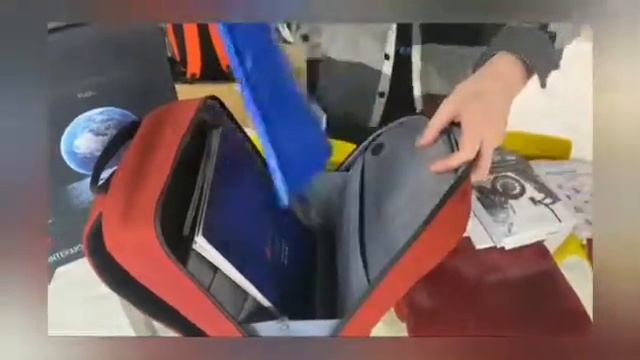 Рюкзак, ранец сLED-дисплеем PIXEL MAX- RED LINE (бордовый) смотреть онлайн