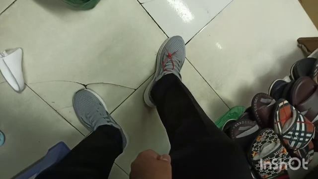 Гуляю по рынку Ханоя, Вьетнам смотреть онлайн