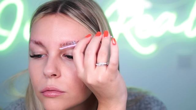 BROW LIFTING / AUGENBRAUEN LAMINIEREN - Step by Step selbst machen ? | Dagi Bee смотреть онлайн