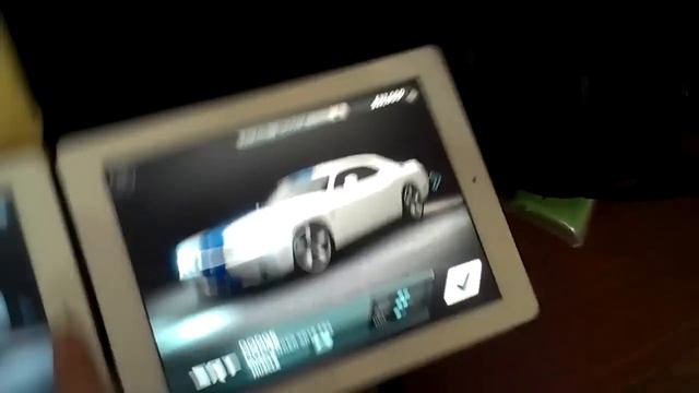 iPad 2 vs new iPad (3) : Loading Need for Speed Most Wanted смотреть онлайн