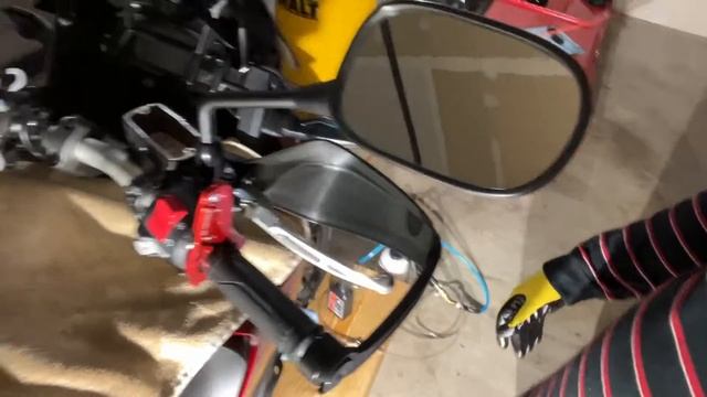 Motorcycle Brake Bleeding | Honda Bike | VFR1200XD | Crosstourer смотреть онлайн