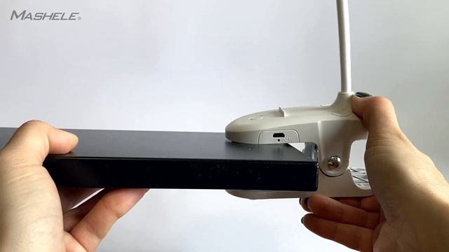 Настольная светодиодная лампа сенсорная на прищепке с аккумулятором с гибкой ножкой смотреть онлайн