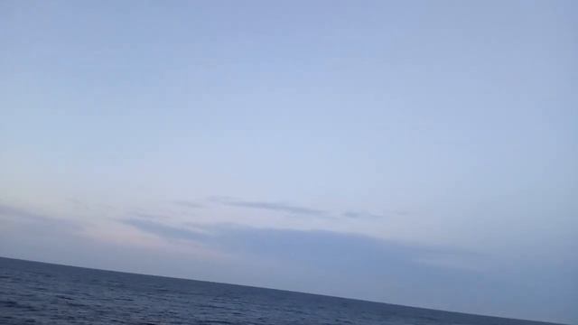 Красивое небо над морем смотреть онлайн
