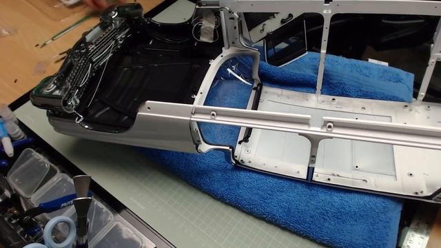 Build the Ghostbusters Ecto-1 - Part 83,84,85 and 86 - Finishing the Left Door and Left Rear Door смотреть онлайн