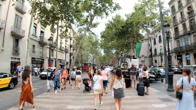 BARCELONA WALKING TOUR - LA RAMBLA [4K] смотреть онлайн