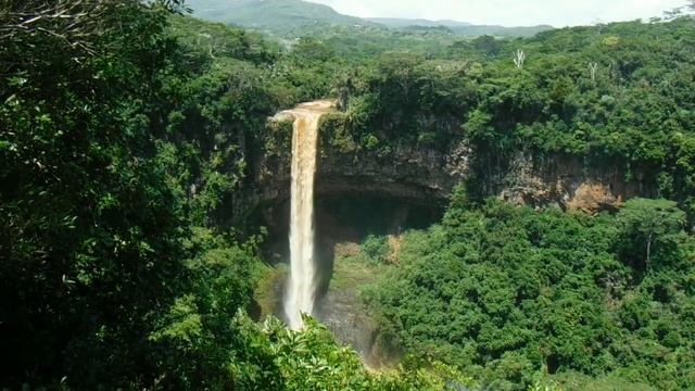 Водопад Шамарель на Маврикии смотреть онлайн