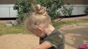 #АМНЯМ И ДРУГИЕ #ИГРУШКИ для детей - Маленькая Вера - Находки в песочнице