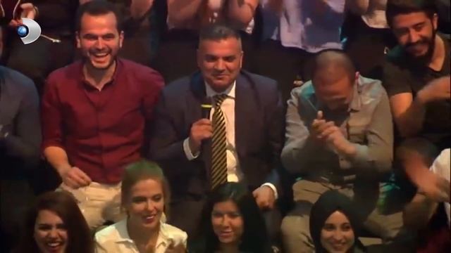 Rafet El Roman Gibi Şarkı Söyleyen Seyirci - Beyaz Show смотреть онлайн