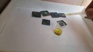 Как снять позолоту с крышечек процессоров.