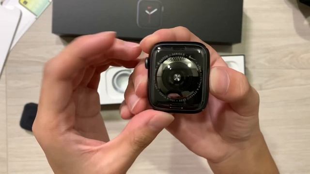 Apple Watch Series 5 Nike UNBOXING смотреть онлайн