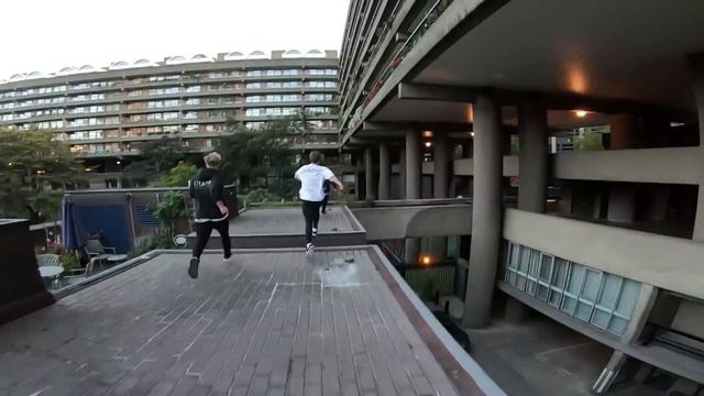 Race The Tube - London Parkour POV ?? смотреть онлайн