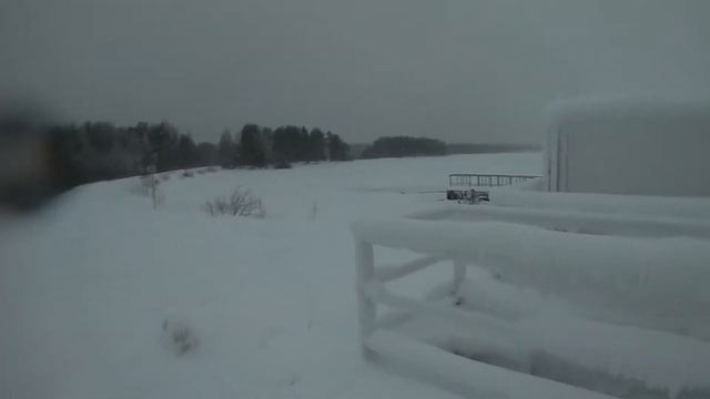 Зимние ныряние))) Реке Пиренга Мурманской области, Сига нет, скатился обратно в озеро. смотреть онлайн