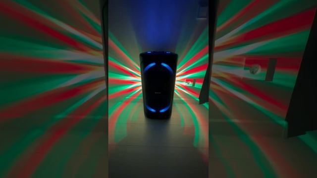 Defender Supernova смотреть онлайн