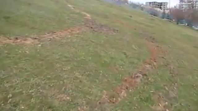 Трещины в земле на Центральном пляже Черноморска смотреть онлайн