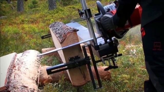 Портативная пилорама из бензопилы в лесу бизнес идея смотреть онлайн