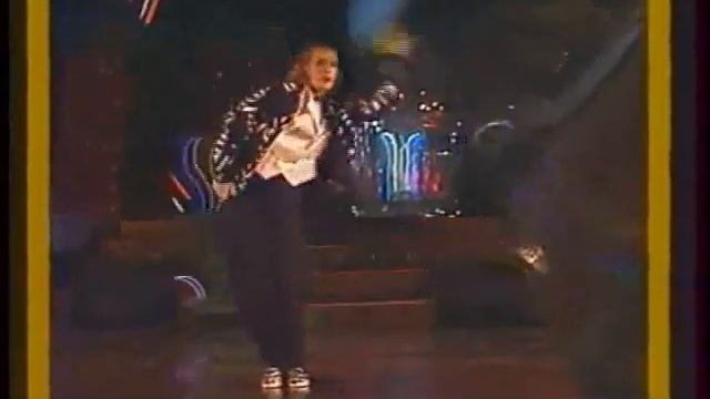 Breakdancing by maestro Stravinskas' choreographical group смотреть онлайн