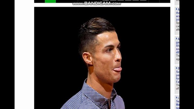 Ronaldo receiving the Marca LEGEND Award смотреть онлайн