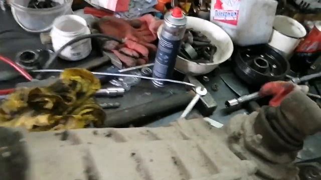 Как заменить подшипник первичного вала КПП 2107, 2121, 2123 без полного разбора КПП. смотреть онлайн