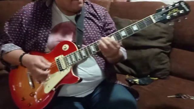 Epiphone Les Paul Traditional Pro смотреть онлайн